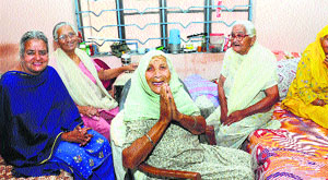 Elderly women inmates at Apahaj Ashram in Jalandhar.