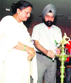 Guru Nanak Dev University Vice-Chancellor AS Brar inaugurates oath-taking ceremony of students council at Khalsa College Public School in Amritsar, on Tuesday.