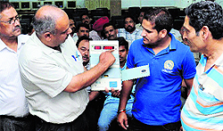 Poll officials train staff for the counting day at the PEC University of Technology in Chandigarh