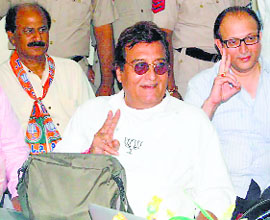 Vinod Khanna in Gurdaspur on Friday.