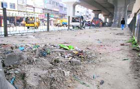 The stretch which was supposed to be transformed into a green belt in a deplorable condition