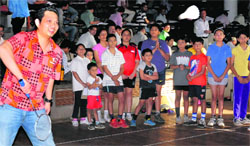 Former Indonesian badminton player Hariyanto Arbi gives tips to local players at Panjab University in Chandigarh on Wednesday. Tribune photo: S Chandan