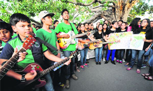 Students take part in the eco justice campaign at Sukhna Lake in Chandigarh on Thursday. 