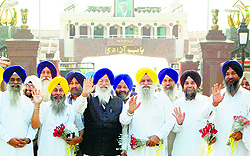 SGPC chief Avtar Singh Makkar and other members return from Pakistan via the Attari border on Thursday