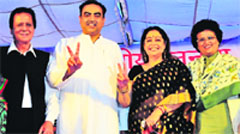 BJP leaders Harmohan Dhawan, Sanjay Tandon, newly elected MP Kirron Kher and Aarti Mehra at a thanksgiving function in Sector 32, Chandigarh, on Friday. Tribune photo: S Chandan 
