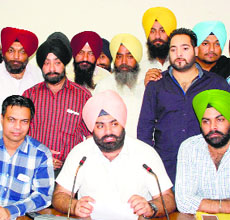 Office-bearers of the Feed Foundation talk about the drug eradication campaign in Ludhiana on Saturday. 