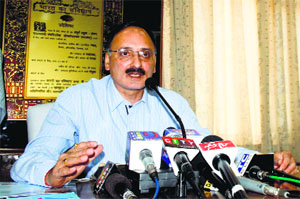 DC Dinesh Malhotra addresses mediapersons in Shimla on Monday.