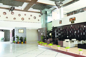 Now, a new spacious lobby welcomes visitors to Sutlej Club in Ludhiana. 