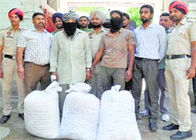 Suspects with seized poppy husk in police custody in Ludhiana