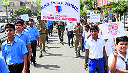 Students of various schools take out a rally on World No Tobacco Day in Bathinda on Saturday