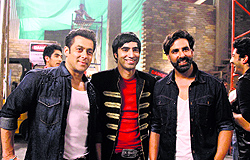 Salman Khan, Arfi Lamba and Akshay Kumar