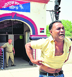 The man who accused the RPF officials of beating him up in Bathinda on Tuesday