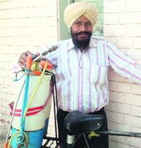 A person appointed to perform defogging in Bathinda. 