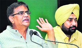 BJP Kisan Morcha chief OP Dhankar addresses mediapersons in Chandigarh on Thursday.
