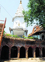 A view of the Teja Singh Thakur Dwara inside the walled city