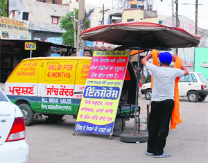 A roadside pollution check centre in Amritsar.