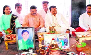Vishwarjan Jagriti Mission held a special Vishnu Bali Yagna to pray for the flash flood victims. Pandit Ashish Semwal, Leader of Opposition Ajay Bhatt and Haridwar Mayor Manoj Garg also took part in the yagya held in Haridwar on Monday