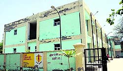 A view of the urban health centre in Lal Singh Basti