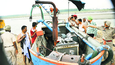 The boat that was used for quarrying sand on Sutlej bed.