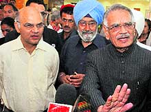 UT Administrator Shivraj V Patil speaks to mediapersons as UT Adviser KK Sharma (extreme left) and Justice SS Sodhi, former Chief Justice of the Allahabad High Court, look on at the UT Guest House in Chandigarh on Thursday