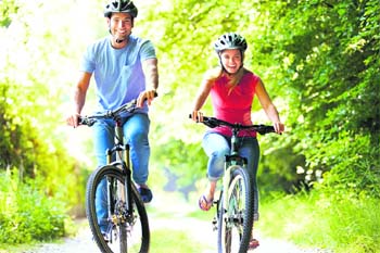 Cycling leaves no carbon footprints