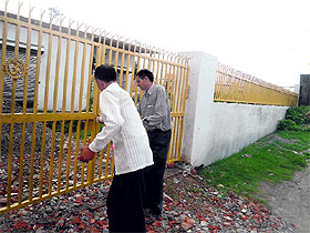 MDDA workers seal an illegally constructed establishment in Dehradun on Monday.