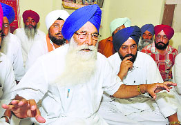 Haryana SGPC leader Didar Singh Nalvi with his supporters in Kurukshetra on Thursday.