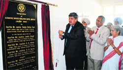 Chief Justice of Punjab and Haryana High Court Sanjay Kishan Kaul inaugurates the Alternative Dispute Resolution Centre at the district courts in Amritsar on Saturday. Photo: RK Soni