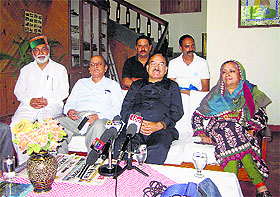 Revenue and Health Minister Kaul Singh Thakur addresses mediapersons in Chamba 