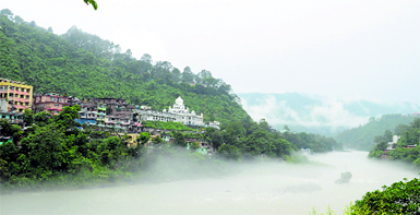 The swollen Beas near the historic Gurdwara Govind Singh in Mandi after a heavy rain on Thursday.