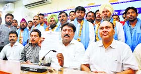 Office-bearers of the Bhartiya Valmiki Dharam Samaj address a press conference at the Circuit House in Ludhiana