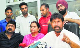 Former Lok Sabha member from Udhampur and Congress leader Chowdhary Lal Singh addresses mediapersons in Jammu on Monday.