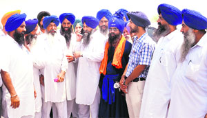 SGPC member Surjit Singh Garhi and his supporters leave for Haryana from Rajpura. 