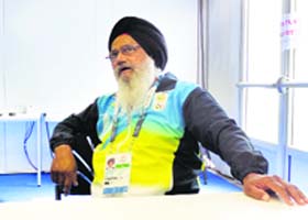 The Indian athletics coach, Bahadur Singh, is hopeful that athletes will give their best