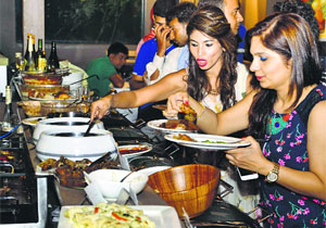 The members of Foodologist Society 