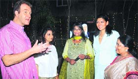 British Deputy High Commissioner David Lelliott (left), Canadian Consul General Rajani Alexander (centre) and NSNIS Director Sumitra R Jyotsi (extreme right) at a dinner to mark the opening of the XXth Commonwealth Games in Chandigarh.