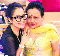 Neha & Kimi Kakkar