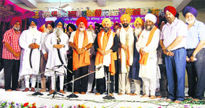 The Chief Khalsa Diwan Charitable Society honoured Sikh intellectuals during a programme to commemorate the Parkash Purab of Guru Harkrishan in Amritsar on Sunday