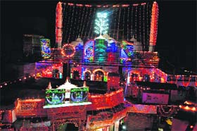 An illuminated Jama Masjid on the eve of Eid-ul-Fitr at Jwalapur in Haridwar on Monday
