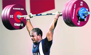 Tamil Nadu lifter Sivalingam broke the games record in the snatch category, lifting 129 kg. Kutulu bagged silver.