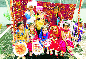 tiny tots celebrate Teej at Childhood Kindergarten, Punjab Mata Nagar,