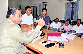 Mayor Vinod Chamoli chairs a meeting of the working commitee of the Municipal Corporation in Dehradun on Wednesday.