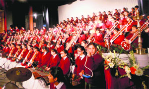Students of Mussoorie International School perform raga Rajnikalyan on the occasion of the 30th founders day in Mussoorie on Thursday.