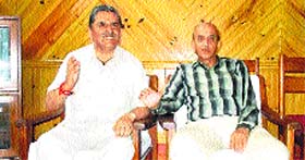 District BJP leader Dr DK Soni and BJP district secretary Ravinder Singh Kistwaria address mediapersons in Chamba on Tuesday.