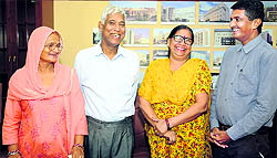 Susheel Kumar and Bhupinder Bhalodi with their donors Soma Devi and Sudha Bhalodi at the hospital