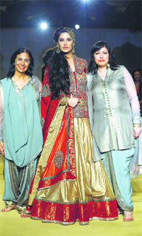 Nargis Fakhri mesmerised as one of the demure Indian brides
