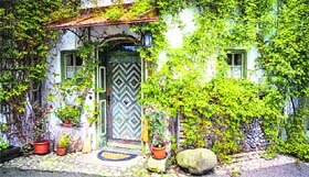 An inviting and creatively crafted entrance will leave a long-lasting impression on guests