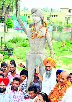 Anandpur Sahib MP Prem Singh Chandumajra and SAD candidate Bhagwan Dass Juneja campaign in Patiala on Sunday. 
