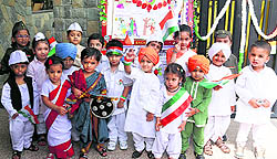 Children celebrate Independence Day at Bachpan Play School in Ludhiana