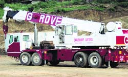 ONGC equipment arrives at Surani village near Jwalamukhi for drilling. Photo by writer
